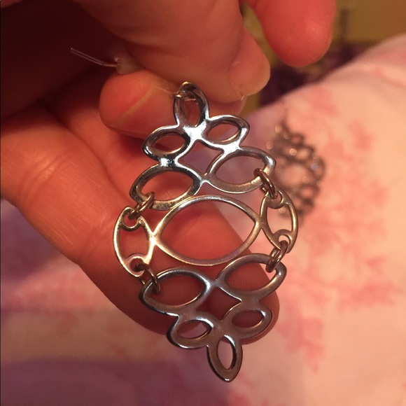 Earrings - Picture 6 of 7